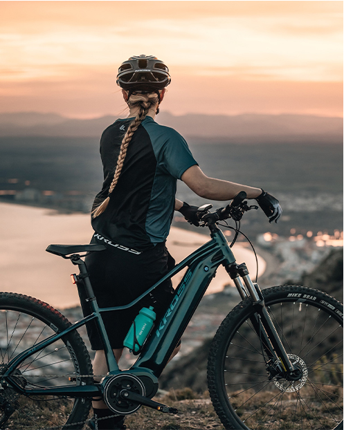 Professionnel du vélo sur VTT